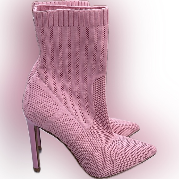 Steve Madden Discreet Booties - Picture 2 of 7